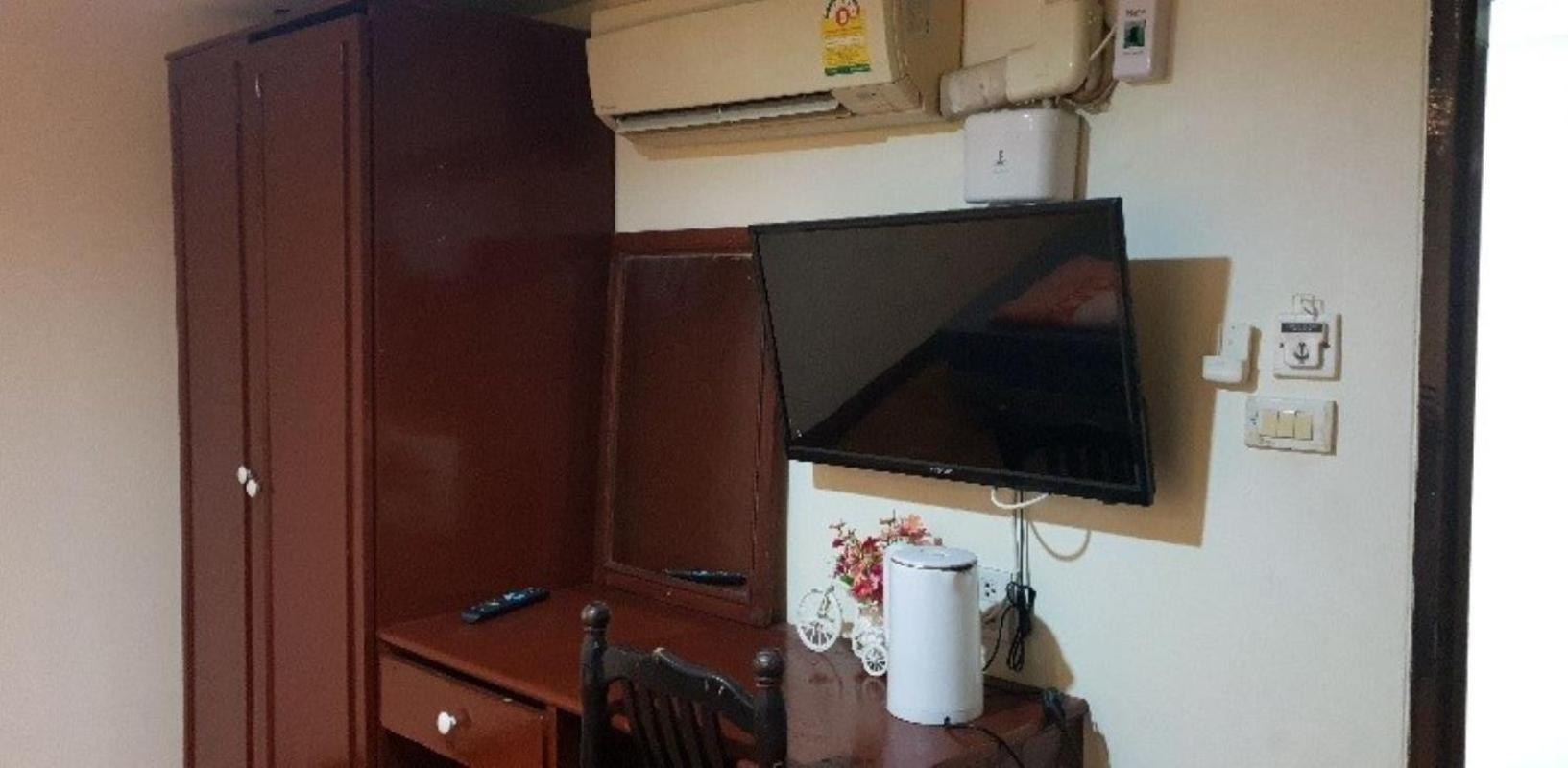 Om Inn Bangkok Bagian luar foto